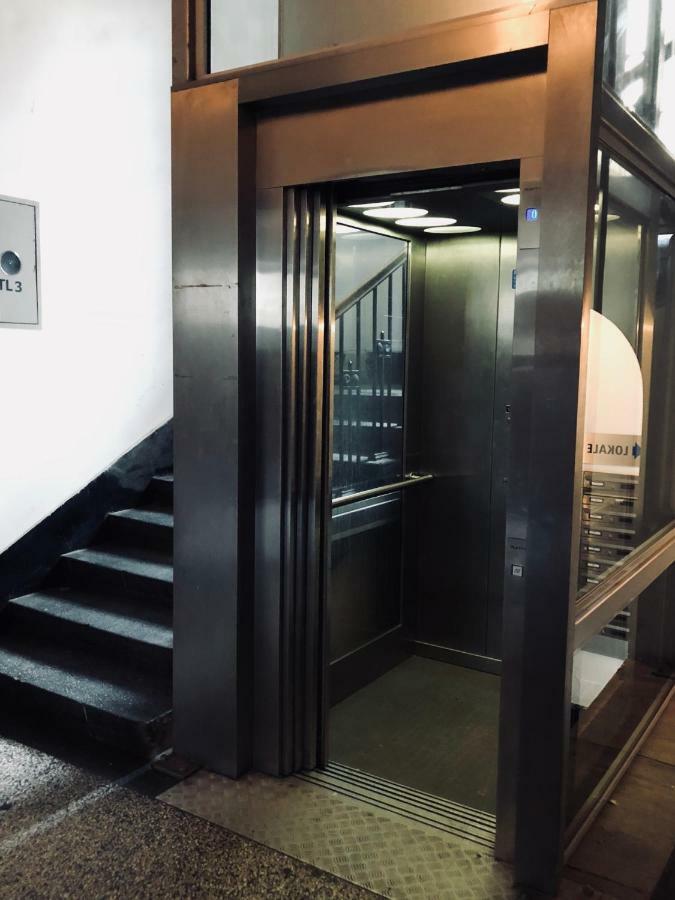 Tenement Apartment 90M2 City Center คราคูฟ ภายนอก รูปภาพ